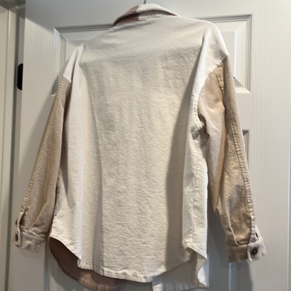 Color block Shacket - Picture 4 of 4